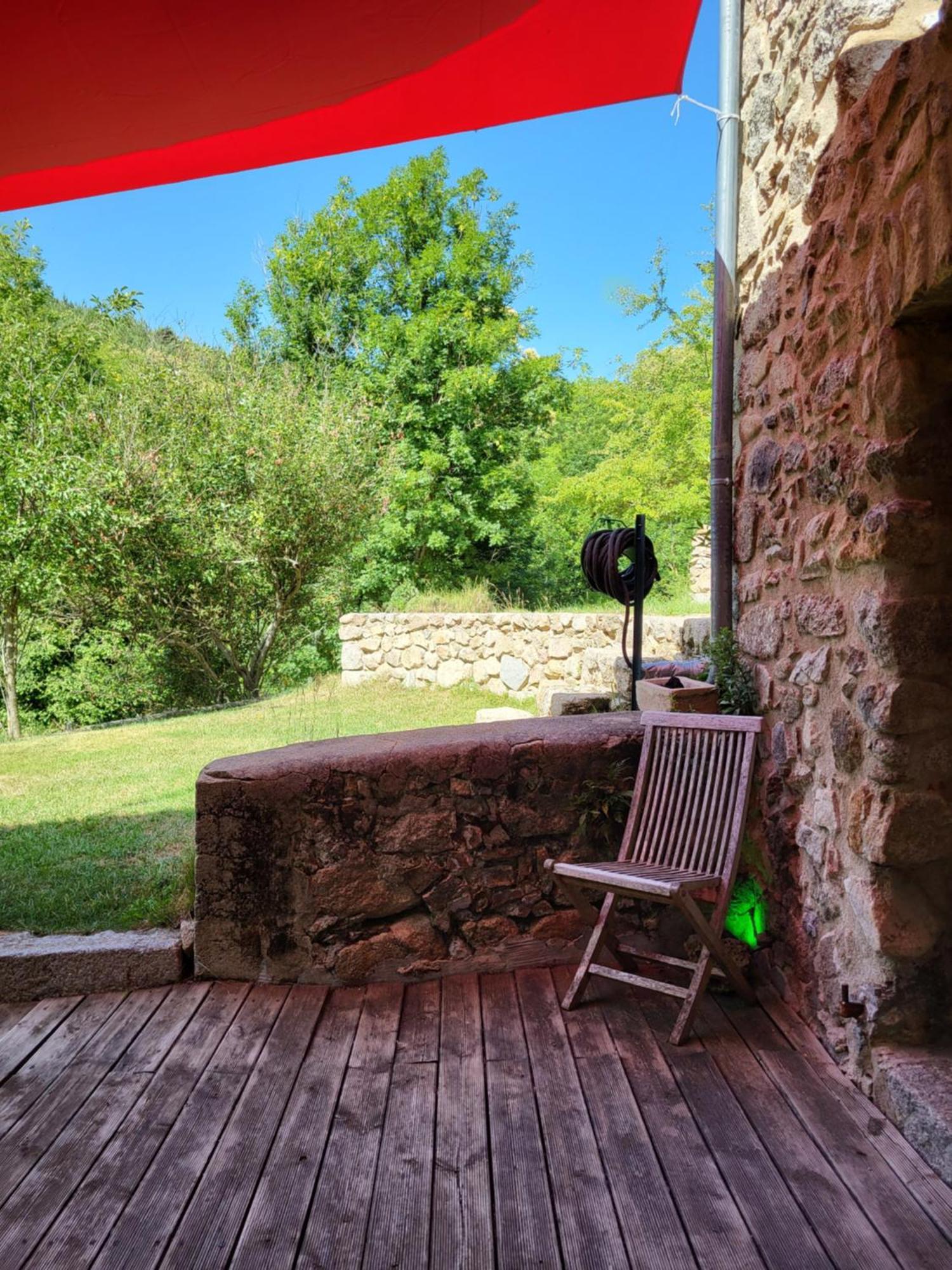 Chambre Ciel Et Terre Et Chambre Terrasse Saint-Laurent-de-Cerdans Exteriör bild